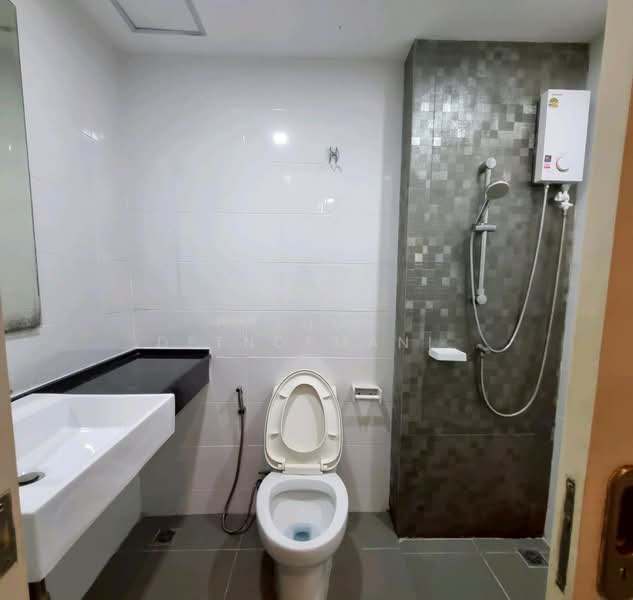 CLOVER ลาดพร้าว 83, Bangkok, ถนน ลาดพร้าว, Wang Thonglang, Wang Thonglang, Bangkok, 1 Bedroom, 30 sqm, Condo For Sale, by Pafhun  Detnopmani , 500242685 - DDproperty.com