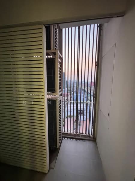 The Room BTS Wongwianyai, Bangkok, 44 KrungThonBuri Road, Khlong Ton Sai, Khlong San, Bangkok, 2 Bedrooms, 92 sqm, Condo For Rent, by Pafhun  Detnopmani , 500242687 - DDproperty.com