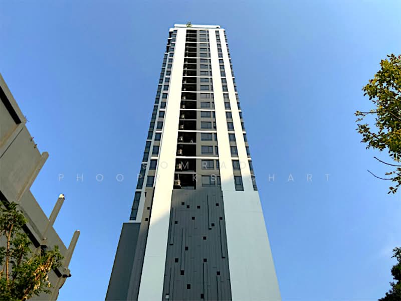 Maru Ekkamai 2, Bangkok, 70-5 Sukhumvit 63 Road, Phra Kanong Nua, Watthana, Bangkok, 2 Bedrooms, 55 sqm, Condo For Sale, by Somrad Phoopruksachart, 500242701 - DDproperty.com