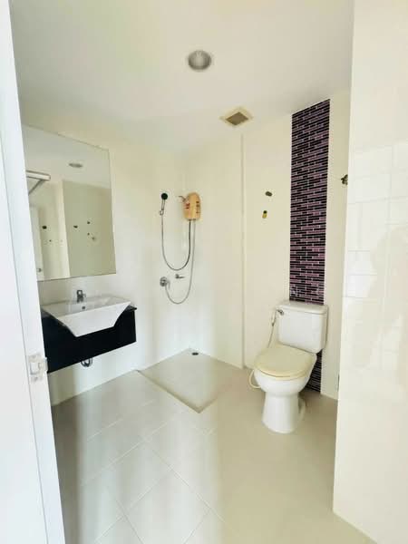 วิสต้าวิลล์ 180, Samut Prakan, Thepharak, Muang Samut Prakarn, Samut Prakan, 3 Bedrooms, 148 sqm, Townhouse For Rent, by ERA Holding (Thailand) Co., Ltd., 500242703 - DDproperty.com