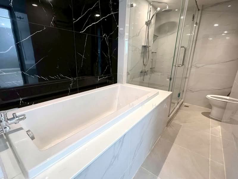 President Park Sukhumvit 24, Bangkok, 99 Sukhumvit 24 Alley, Khlongtoei Nua, Watthana, Bangkok, 3 Bedrooms, 223 sqm, Condo For Rent, by Suchira Teshasamphan, 500242726 - DDproperty.com