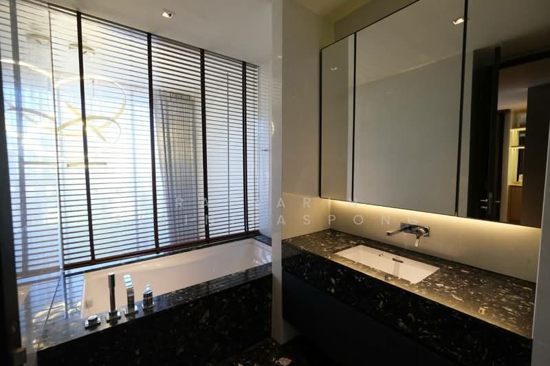 BEATNIQ Sukhumvit 32, Bangkok, Soi Sukhumvit 32, Sukhumvit Road, Khong Tan, Khlong Toei, Bangkok, 2 Bedrooms, 96 sqm, Condo For Sale, by Ratsarin Sirinipaspong, 500242759 - DDproperty.com