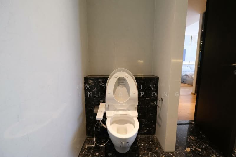 BEATNIQ Sukhumvit 32, Bangkok, Soi Sukhumvit 32, Sukhumvit Road, Khong Tan, Khlong Toei, Bangkok, 2 Bedrooms, 96 sqm, Condo For Sale, by Ratsarin Sirinipaspong, 500242759 - DDproperty.com