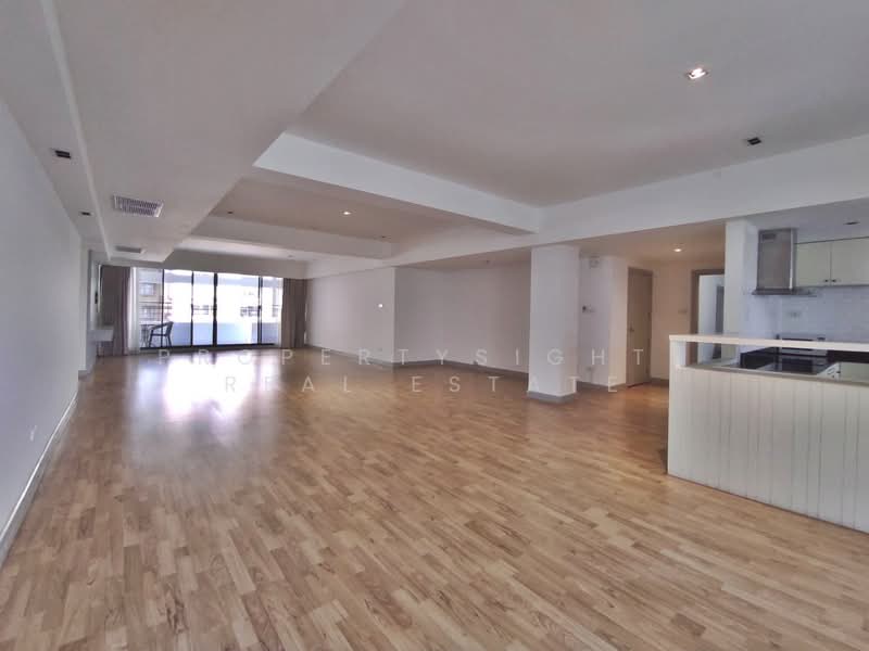 Villa Bajaj, Bangkok, Soi Sukhumvit 19, Khlongtoei Nua, Watthana, Bangkok, 3 Bedrooms, 240 sqm, Condo For Rent, by PROPERTYSIGHTS REAL ESTATE, 500242765 - DDproperty.com