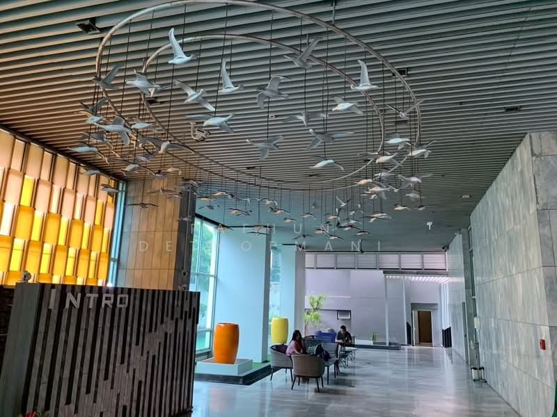 Intro Phaholyothin-Pradipat, Bangkok, Pradipat, Samsen Nai, Phaya Thai, Bangkok, 2 Bedrooms, 76 sqm, Condo For Sale, by Pafhun  Detnopmani , 500242770 - DDproperty.com