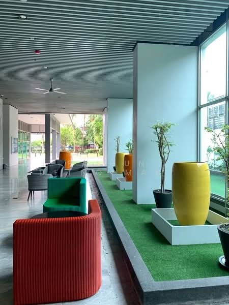 Intro Phaholyothin-Pradipat, Bangkok, Pradipat, Samsen Nai, Phaya Thai, Bangkok, 2 Bedrooms, 76 sqm, Condo For Sale, by Pafhun  Detnopmani , 500242770 - DDproperty.com