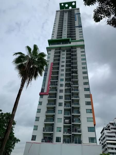Intro Phaholyothin-Pradipat, Bangkok, Pradipat, Samsen Nai, Phaya Thai, Bangkok, 2 Bedrooms, 76 sqm, Condo For Sale, by Pafhun  Detnopmani , 500242770 - DDproperty.com