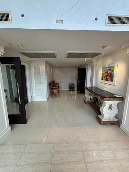 All Seasons Mansion, Bangkok, Soi Ruamrudee, Wireless Road, Lumphini, Pathum Wan, Bangkok, 4 Bedrooms, 362 sqm, Condo For Rent, by Suchira Teshasamphan, 500242796 - DDproperty.com