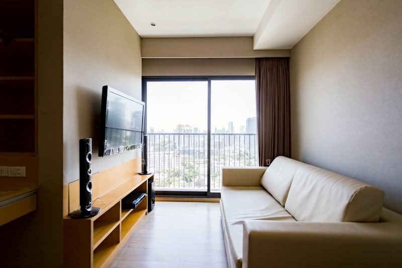 Noble Remix, Bangkok, 772 Soi Sukhumvit 36, Sukhumvit Road, Khong Tan, Khlong Toei, Bangkok, 1 Bedroom, 44 sqm, Condo For Rent, by รัชกานต์ อัจฉริยะโพธา, 500242801 - DDproperty.com