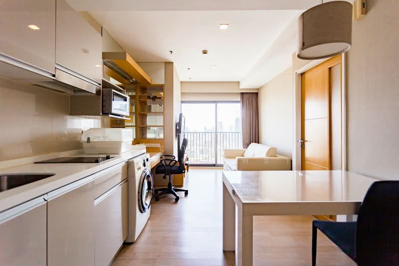 Noble Remix, Bangkok, 772 Soi Sukhumvit 36, Sukhumvit Road, Khong Tan, Khlong Toei, Bangkok, 1 Bedroom, 44 sqm, Condo For Rent, by รัชกานต์ อัจฉริยะโพธา, 500242801 - DDproperty.com