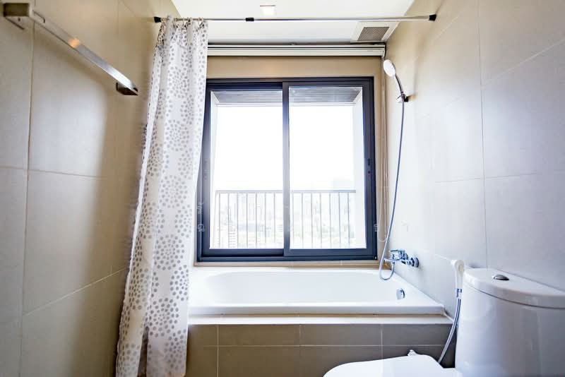 Noble Remix, Bangkok, 772 Soi Sukhumvit 36, Sukhumvit Road, Khong Tan, Khlong Toei, Bangkok, 1 Bedroom, 44 sqm, Condo For Rent, by รัชกานต์ อัจฉริยะโพธา, 500242801 - DDproperty.com