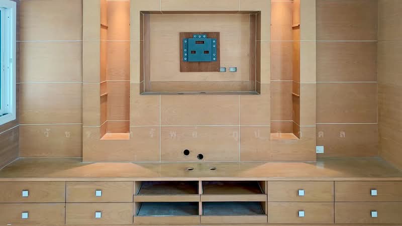 หมู่บ้านเสนา 88 ถนนนวลจันทร์, Bangkok, ถนนนวลจันทร์ซอย 17, Khlong Kum, Bueng Kum, Bangkok, 4 Bedrooms, 160 sqm, Single Detached House For Sale, by วัชราทรัพย์ ภูปภาดล, 500242804 - DDproperty.com