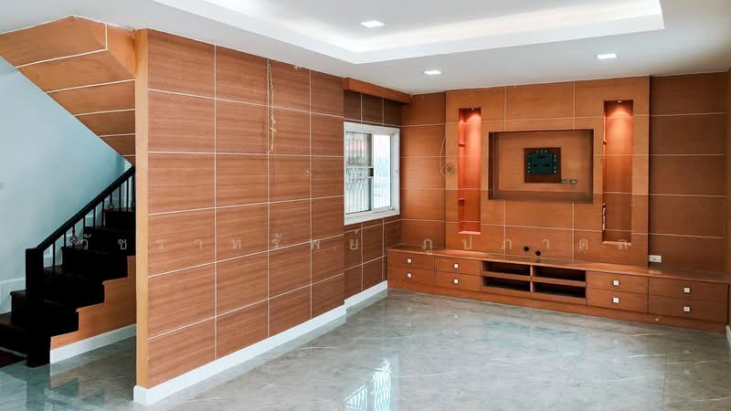 หมู่บ้านเสนา 88 ถนนนวลจันทร์, Bangkok, ถนนนวลจันทร์ซอย 17, Khlong Kum, Bueng Kum, Bangkok, 4 Bedrooms, 160 sqm, Single Detached House For Sale, by วัชราทรัพย์ ภูปภาดล, 500242804 - DDproperty.com