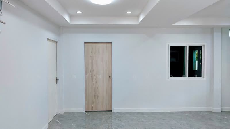 หมู่บ้านเสนา 88 ถนนนวลจันทร์, Bangkok, ถนนนวลจันทร์ซอย 17, Khlong Kum, Bueng Kum, Bangkok, 4 Bedrooms, 160 sqm, Single Detached House For Sale, by วัชราทรัพย์ ภูปภาดล, 500242804 - DDproperty.com