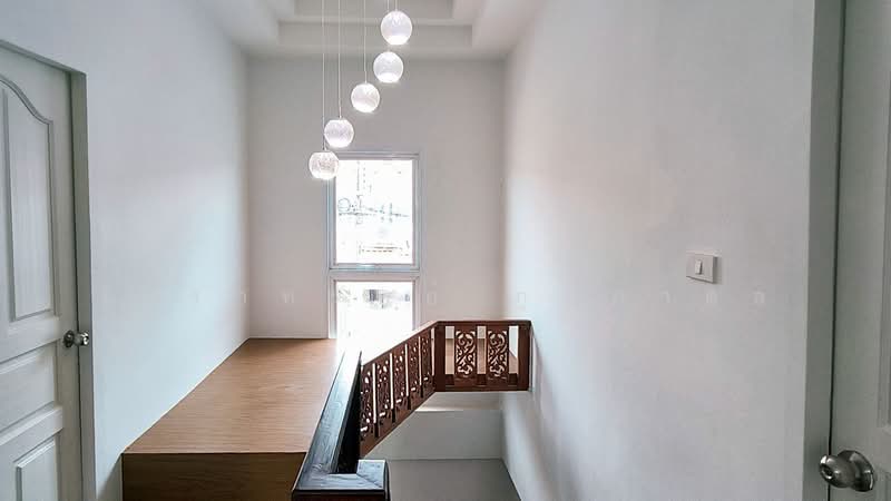 หมู่บ้านเสนา 88 ถนนนวลจันทร์, Bangkok, ถนนนวลจันทร์ซอย 17, Khlong Kum, Bueng Kum, Bangkok, 4 Bedrooms, 160 sqm, Single Detached House For Sale, by วัชราทรัพย์ ภูปภาดล, 500242804 - DDproperty.com