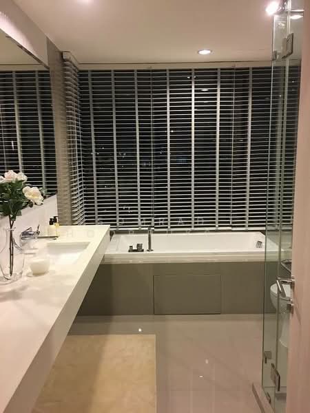 Rhythm Sukhumvit 42, Bangkok, Soi Sukhumvit 42, Sukhumvit Road, Phra Kanong, Khlong Toei, Bangkok, 2 Bedrooms, 78 sqm, Condo For Rent, by Somrad Phoopruksachart, 500242810 - DDproperty.com