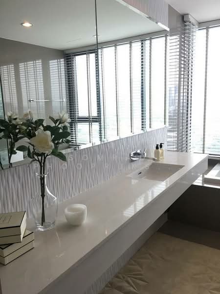 Rhythm Sukhumvit 42, Bangkok, Soi Sukhumvit 42, Sukhumvit Road, Phra Kanong, Khlong Toei, Bangkok, 2 Bedrooms, 78 sqm, Condo For Rent, by Somrad Phoopruksachart, 500242810 - DDproperty.com