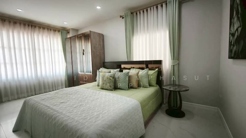 Pattaya Lagoon Village, Chon Buri (Pattaya), Nong Pru, Bang Lamung (Pattaya), Chon Buri (Pattaya), 4 Bedrooms, 250 sqm, Villa For Sale, by Sathida Limphasut (App), 500242835 - DDproperty.com