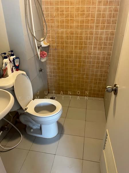 Lumpini Township Rangsit-Klong 1 : ลุมพินี ทาวน์ชิป รังสิต - คลอง 1, ปทุมธานี, ซอยรังสิต-นครนายก 28 ถนนรังสิต-นครนายก, คลองเจ็ด, คลองหลวง, ปทุมธานี, 22 ตร.ม., คอนโด ขาย, โดย Jutanon Komoottanaruk, 500242848 - DDproperty.com