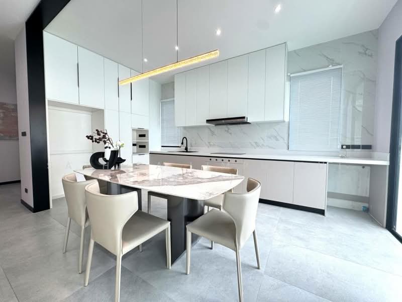 Jomtien Condotel and Village, Chon Buri (Pattaya), 318/39 Thappraya Rd, Nong Pru, Bang Lamung (Pattaya), Chon Buri (Pattaya), 5 Bedrooms, 366 sqm, Villa For Rent, by Sathida Limphasut (App), 500242858 - DDproperty.com