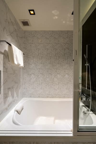 Movenpick White Sand Beach Pattaya, Chon Buri (Pattaya), 56 Moo 2 Sukhumvit Road, Na Chom Thian, Sattahip, Chon Buri (Pattaya), 2 Bedrooms, 90 sqm, Condo For Sale, by Sathida Limphasut (App), 500242867 - DDproperty.com