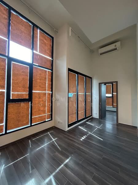 KnightsBridge Space Rama 9, Bangkok, 533 Thanon Asok, Din Daeng, Din Daeng, Bangkok, 1 Bedroom, 50 sqm, Condo For Sale, by Somrad Phoopruksachart, 500242937 - DDproperty.com