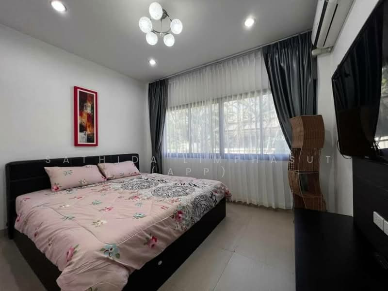 Baan Dusit Pattaya Lake, Chon Buri (Pattaya), Entrance Road, Huai Yai, Bang Lamung (Pattaya), Chon Buri (Pattaya), 4 Bedrooms, 283 sqm, Single Detached House For Sale, by Sathida Limphasut (App), 500242994 - DDproperty.com