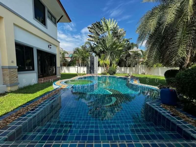 Baan Dusit Pattaya Lake, Chon Buri (Pattaya), Entrance Road, Huai Yai, Bang Lamung (Pattaya), Chon Buri (Pattaya), 4 Bedrooms, 283 sqm, Single Detached House For Sale, by Sathida Limphasut (App), 500242994 - DDproperty.com