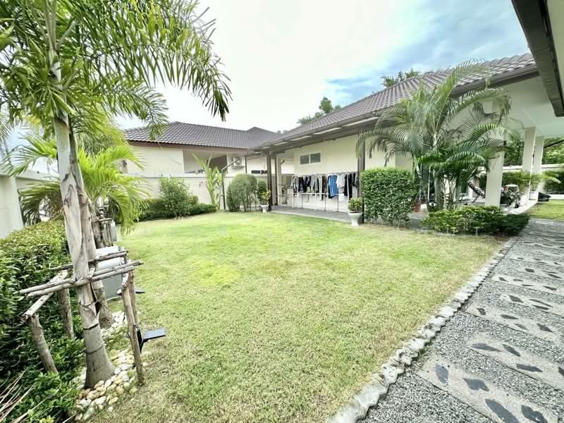 Garden Ville 5, Chon Buri (Pattaya), Huai Yai, Bang Lamung (Pattaya), Chon Buri (Pattaya), 6 Bedrooms, 295 sqm, Villa For Sale, by Sathida Limphasut (App), 500242996 - DDproperty.com