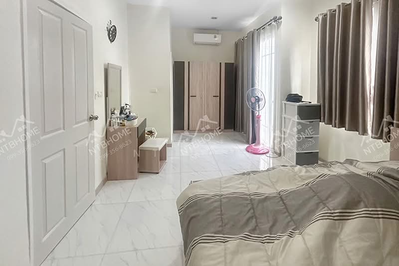 Golden City Pinklao-Charansanitwong, Nonthaburi, Bang Kruai-Sainoi Road, Bang Kruai, Bang Kruai, Nonthaburi, 4 Bedrooms, 130 sqm, Townhouse For Sale, by NTBHOME, 500243000 - DDproperty.com