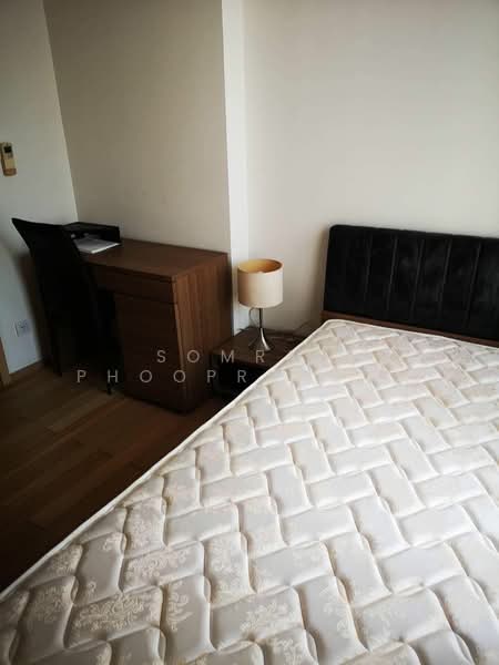 Siri At Sukhumvit, Bangkok, 902 Sukhumvit Road, Phra Kanong, Khlong Toei, Bangkok, 2 Bedrooms, 68 sqm, Condo For Rent, by Somrad Phoopruksachart, 500243002 - DDproperty.com