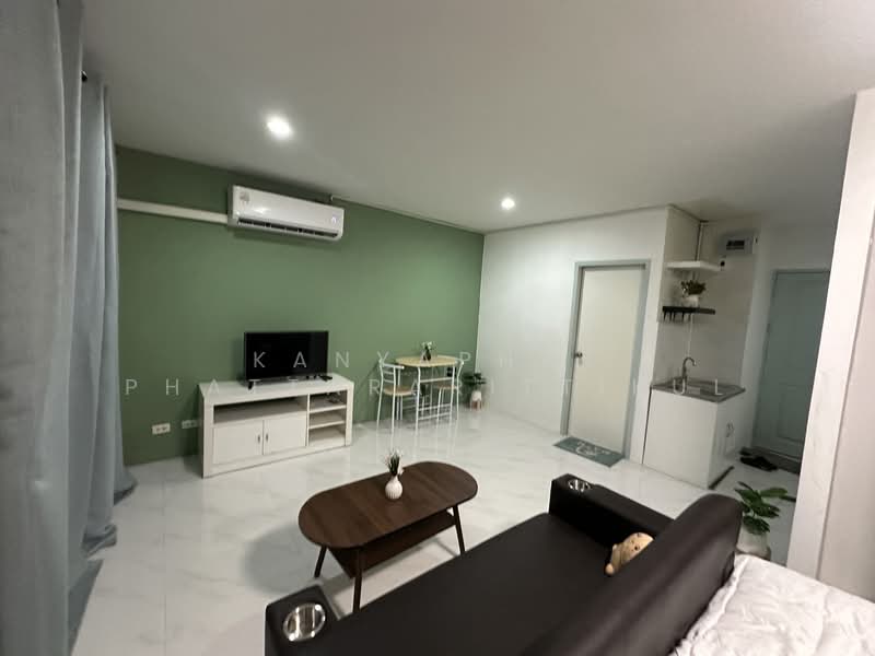 The Parkland Bangna, Bangkok, Soi Bangna-Trat 37 Bangna-Trat Road, Bang Na, Bang Na, Bangkok, Studio, 38 sqm, Condo For Rent, by Kanyaphat Phattararittikul, 500243006 - DDproperty.com