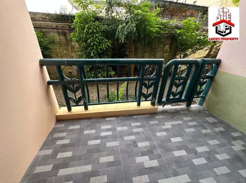 The Parkland Bangna, Bangkok, Soi Bangna-Trat 37 Bangna-Trat Road, Bang Na, Bang Na, Bangkok, Studio, 38 sqm, Condo For Rent, by Kanyaphat Phattararittikul, 500243006 - DDproperty.com