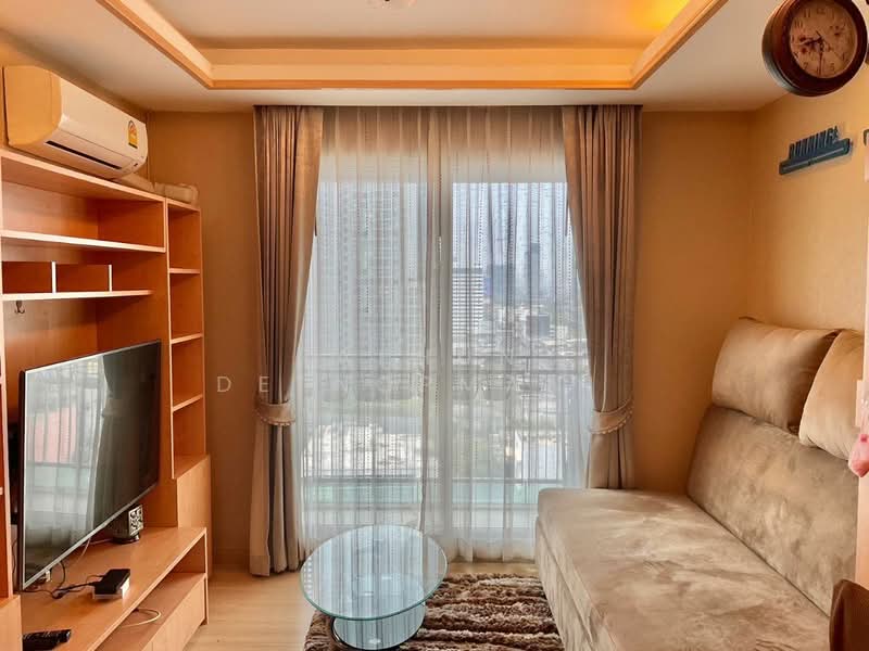 Thru Thonglor, Bangkok, Petchaburi Road, Bang Kapi, Huai Khwang, Bangkok, 1 Bedroom, 38 sqm, Condo For Rent, by Pafhun  Detnopmani , 500243027 - DDproperty.com