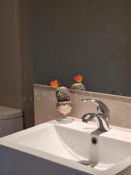 Noble Remix, Bangkok, 772 Soi Sukhumvit 36, Sukhumvit Road, Khong Tan, Khlong Toei, Bangkok, 2 Bedrooms, 88 sqm, Condo For Rent, by Ratsarin Sirinipaspong, 500243029 - DDproperty.com