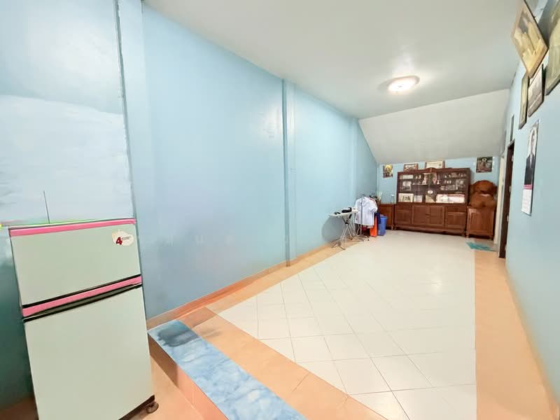 หมู่บ้าน พรทวีวัฒน์2 คลอง1 บ้านแฝด36 ตร.ว. (ขายถูก), Pathum Thani, พหลโยธิน, Khlong Nung, Khlong Luang, Pathum Thani, 3 Bedrooms, 144 sqm, Semi-Detached House (Twin House) For Sale, by Wasan Wasati, 500243044 - DDproperty.com