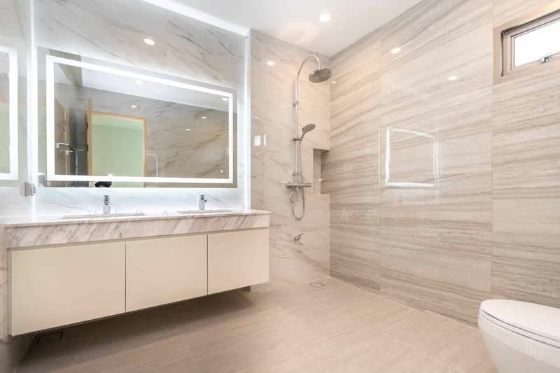 Qualitia Sukhumvit 62, Bangkok, Sukhumvit 62 Alley, Bang Chak, Phra Khanong, Bangkok, 3 Bedrooms, 280 sqm, Townhouse For Sale, by Vipada Supaporn, 500243075 - DDproperty.com