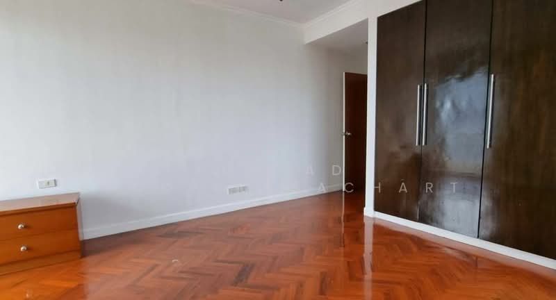 Baan Suan Plu, Bangkok, Soi Phatthanasin, Thung Maha Mek, Sathon, Bangkok, 3 Bedrooms, 285 sqm, Condo For Rent, by Somrad Phoopruksachart, 500243076 - DDproperty.com
