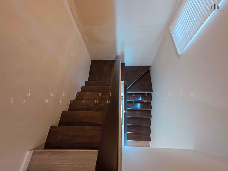 Baan Klang Muang Ratchayothin, Bangkok, 464 Phahonyothin Alley, Sena Nikhom, Chatuchak, Bangkok, 3 Bedrooms, 193 sqm, Townhouse For Sale, by บ้านกลางเมืองรัชโยธิน ทำเลศักยภาพ ใกล้ BTS พร้อมใช้ชีวิตระดับเมือง!! ขายถูกบ้านกลางเมืองหลังมุมขนาด, 500243099 - DDproperty.com