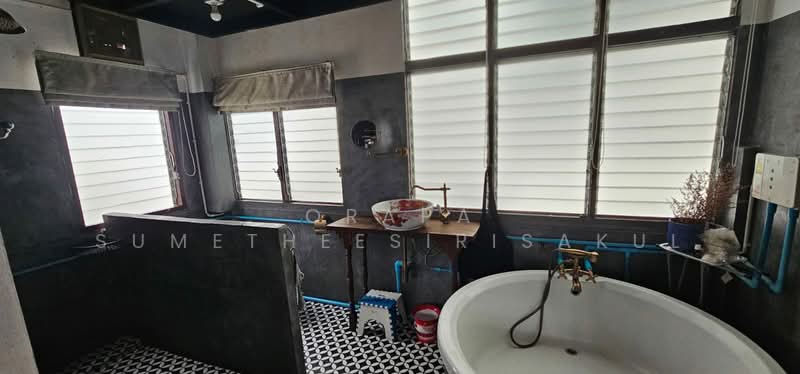 3-BR Townhouse, Bangkok, Thung Wat Don, Sathon, Bangkok, 3 Bedrooms, 300 sqm, Townhouse For Sale, by Orapa Sumetheesirisakul, 500243109 - DDproperty.com