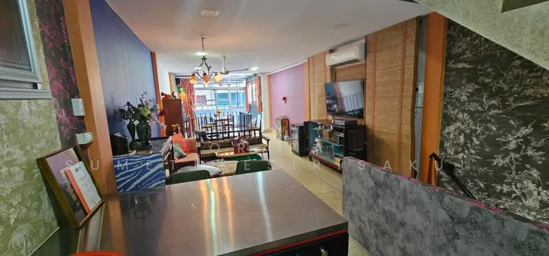 3-BR Townhouse, Bangkok, Thung Wat Don, Sathon, Bangkok, 3 Bedrooms, 300 sqm, Townhouse For Sale, by Orapa Sumetheesirisakul, 500243109 - DDproperty.com