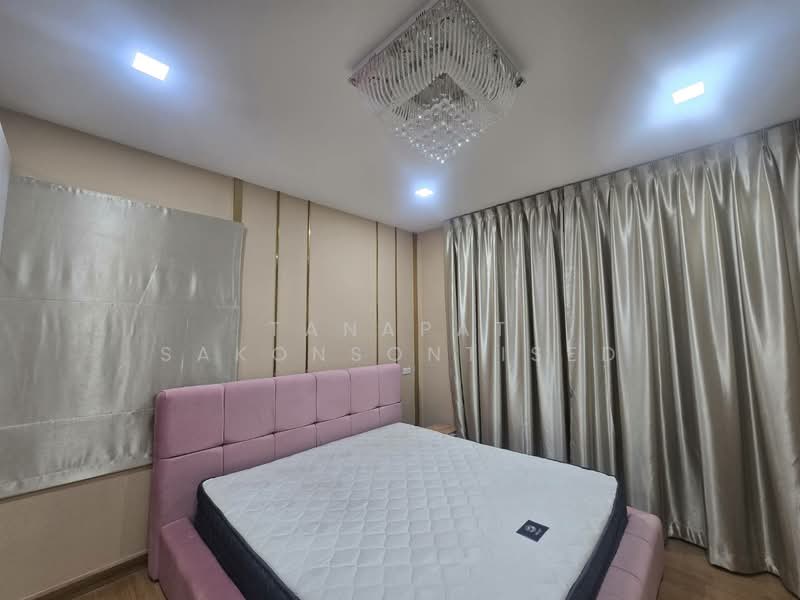 Golden Neo Bangkhae : โกลเด้น นีโอ บางแค, กรุงเทพ, 345 005/1 ซอยกาญจนาภิเษก, หลักสอง, บางแค, กรุงเทพ, 136 ตร.ม., ทาวน์เฮ้าส์ ขาย, โดย Tanapat Sakonsontised, 500243142 - DDproperty.com