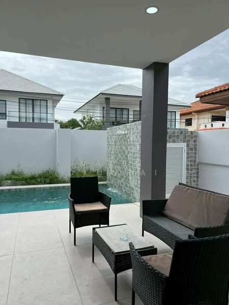 undefined, Chon Buri (Pattaya), Nong Pru, Bang Lamung (Pattaya), Chon Buri (Pattaya), 5 Bedrooms, 266 sqm, Single Detached House For Sale, by Valen Lokunpai , 500243151 - DDproperty.com