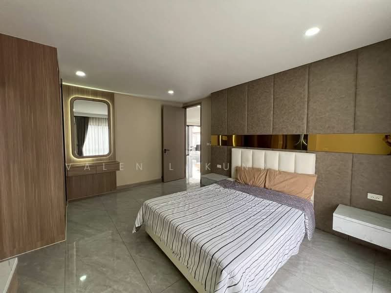 undefined, Chon Buri (Pattaya), Nong Pru, Bang Lamung (Pattaya), Chon Buri (Pattaya), 5 Bedrooms, 266 sqm, Single Detached House For Sale, by Valen Lokunpai , 500243151 - DDproperty.com