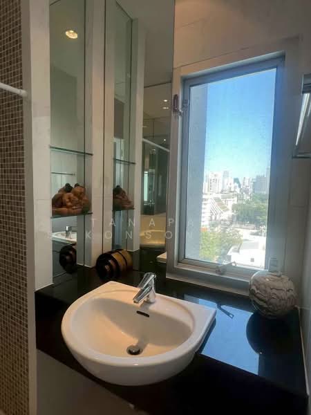 Royal Residence Park, Bangkok, 99 Royal Resident Park Lumphini, Lumphini, Pathum Wan, Bangkok, 3 Bedrooms, 220 sqm, Apartment For Rent, by Tanapat Sakonsontised, 500243155 - DDproperty.com