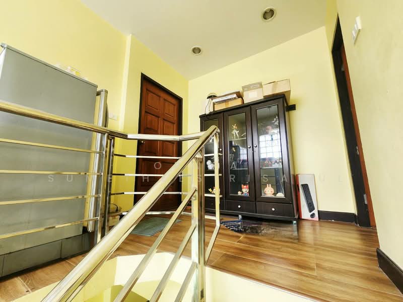 ทาวน์เฮ้าส์ 4-ห้องนอน, กรุงเทพ, สามเสนใน, พญาไท, กรุงเทพ, 226 ตร.ม., ทาวน์เฮ้าส์ ขาย, โดย Orapa Sumetheesirisakul, 500243156 - DDproperty.com