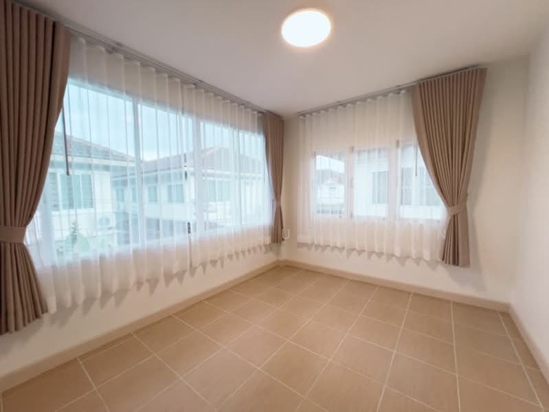 undefined, Bangkok, Bang Chun, Khlong Sam Wa, Bangkok, 3 Bedrooms, 120 sqm, Townhouse For Sale, by Vipada Supaporn, 500243201 - DDproperty.com