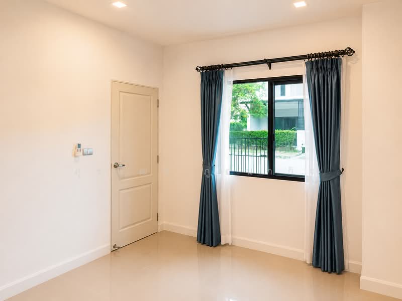 Centro Onnut-Suvarnabhumi, Samut Prakan, Soi Gingkaew 37, Rachathewa, Bang Plee, Samut Prakan, 4 Bedrooms, 190 sqm, Single Detached House For Sale, by สุรพัฒน์ ภูธนากิจ, 500243211 - DDproperty.com