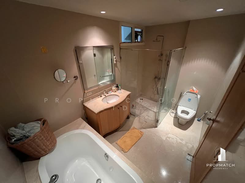 The Empire Place : ดิ เอ็มไพร์ เพลซ, กรุงเทพ, 88 ถนนนราธิวาสราชนครินทร์, ทุ่งมหาเมฆ, สาทร, กรุงเทพ, 65 ตร.ม., คอนโด ให้เช่า, โดย PROPMATCH CO., LTD., 500243252 - DDproperty.com