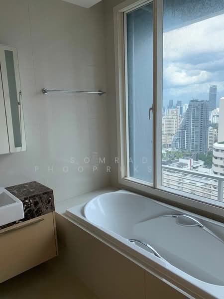 39 by Sansiri, Bangkok, 11 Sukhumvit Road, Khlong Tan Nua, Watthana, Bangkok, 2 Bedrooms, 80 sqm, Condo For Rent, by Somrad Phoopruksachart, 500243255 - DDproperty.com
